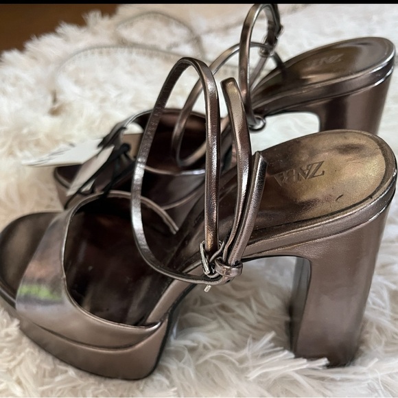 New Zara Strappy Platform Silver Metallic Block Heel Sandals Size 9 - Picture 4 of 13